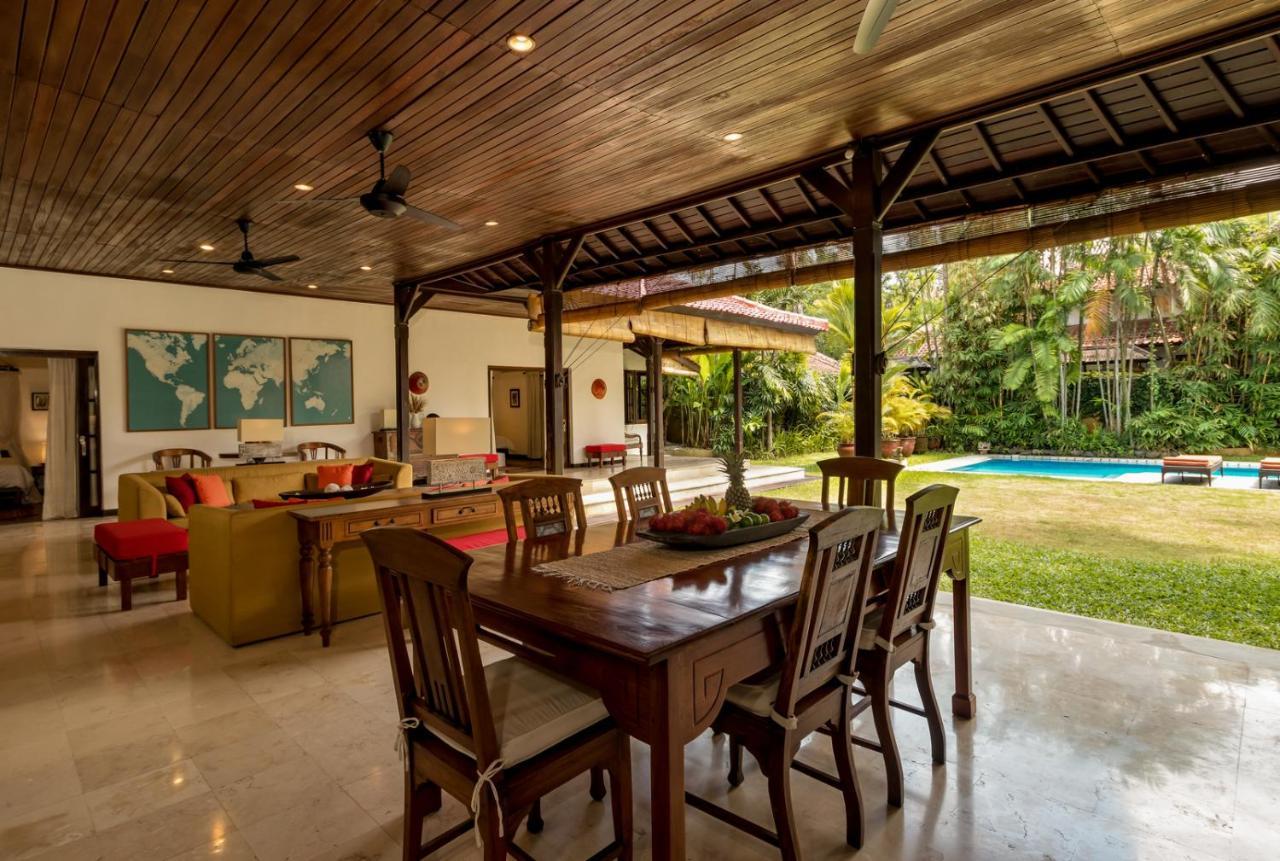 Villa Eight Seminyak  Luaran gambar